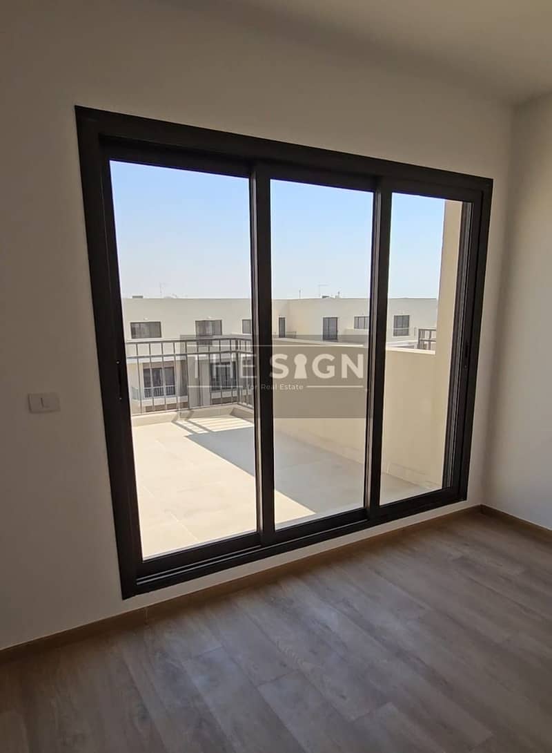 4 WhatsApp Image 2025-12-31 at 7.57. 12 PM. jpeg