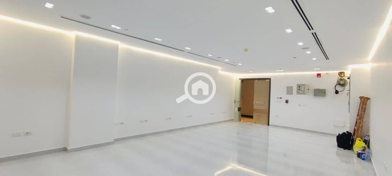 5 WhatsApp Image 2026-01-01 at 1.09. 59 PM. jpeg