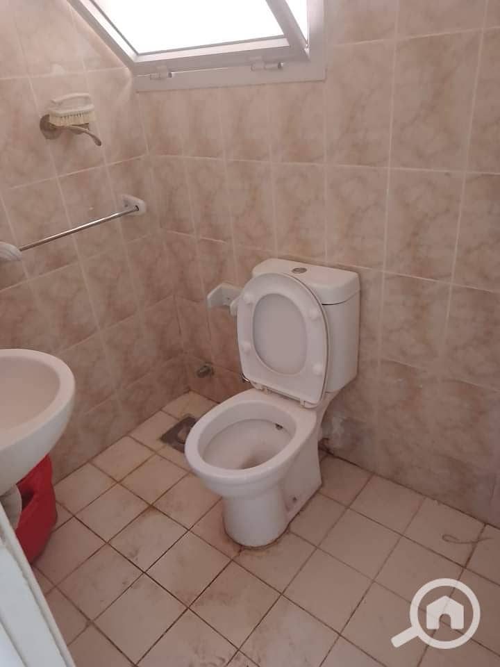 3 7f5d3550-18fc-46a5-9b8f-4b7f33c9ba23. jpg