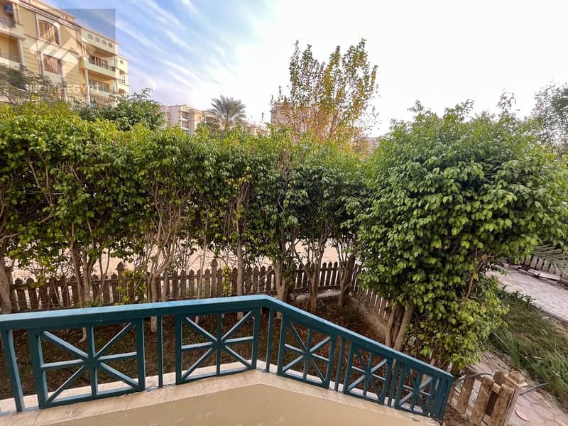 13 ec4d0e35-60cc-4bb8-815d-9b177fd9f3d7. jpg