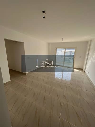 3 Bedroom Flat for Sale in Madinaty, Cairo - 3. jpg
