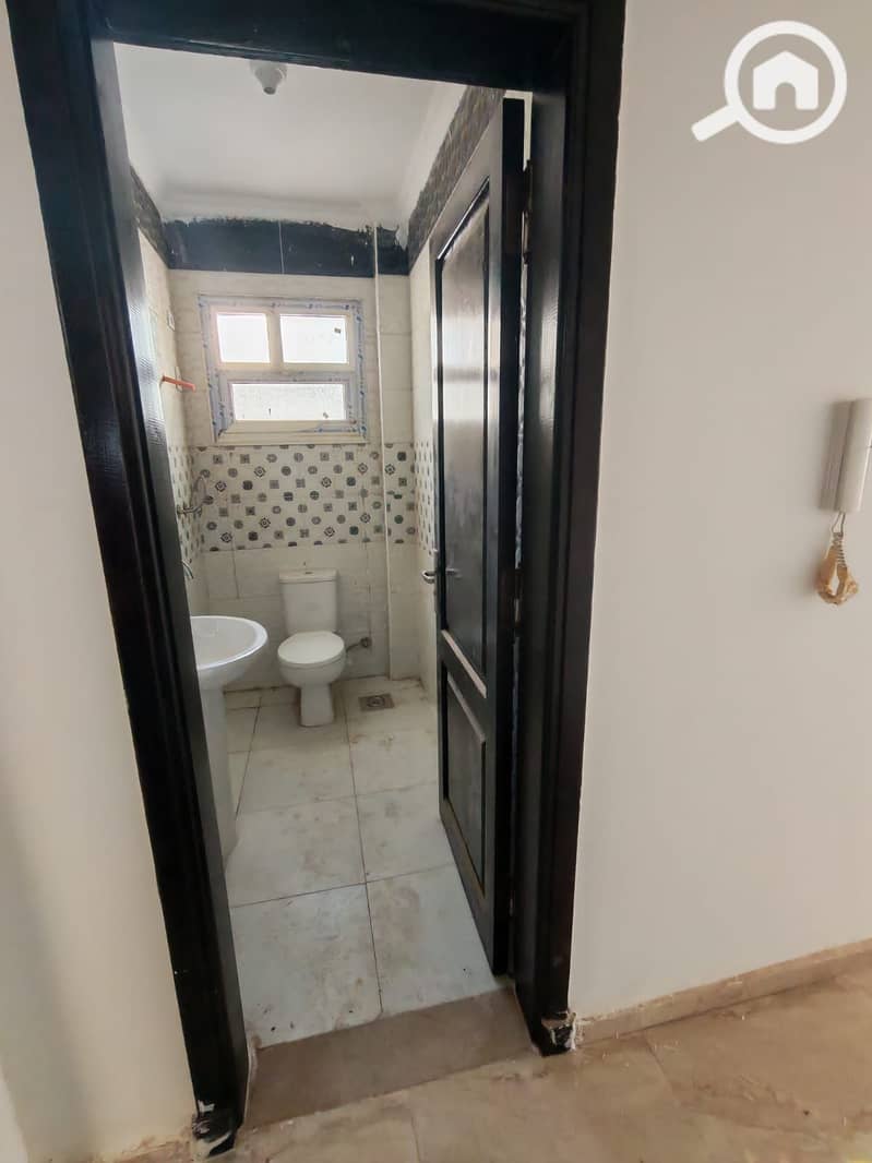 9 e220c546-f13f-4037-9ea4-4337cdda979d. jpeg