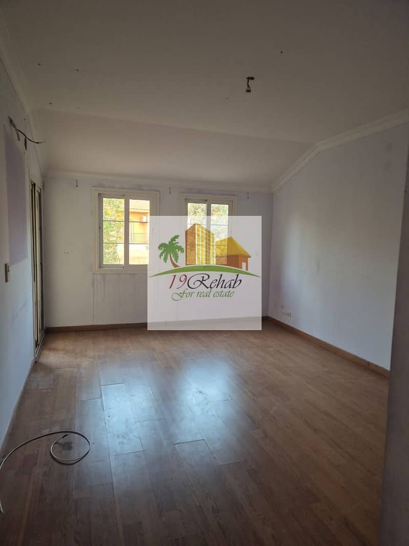 11 PHOTO-2026-01-01-13-57-15. jpg