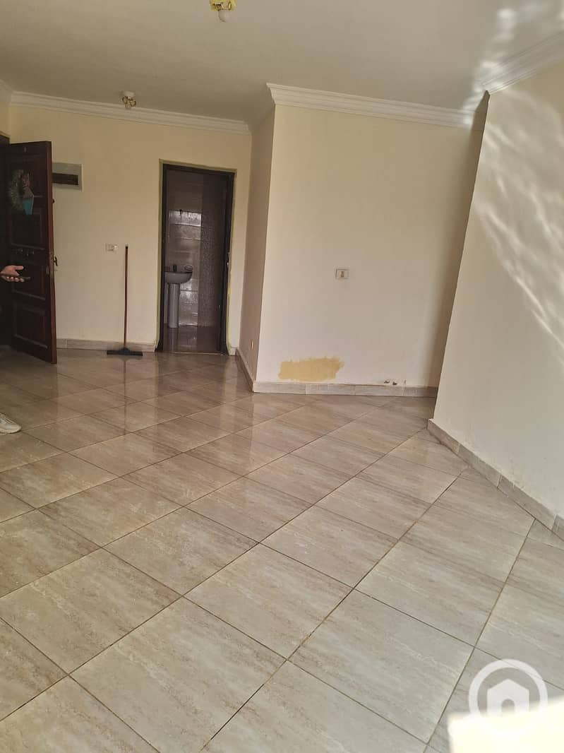 12 WhatsApp Image 2026-01-01 at 13.52. 29. jpeg