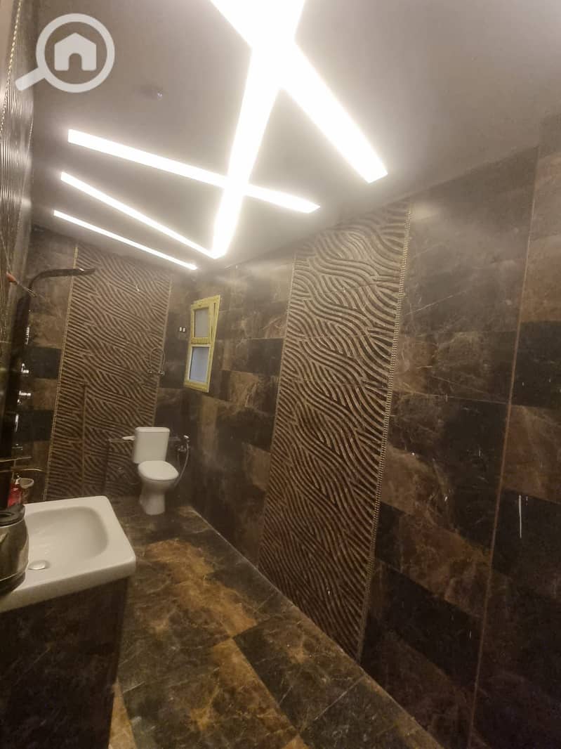 5 WhatsApp Image 2026-01-01 at 2.37. 39 PM. jpeg