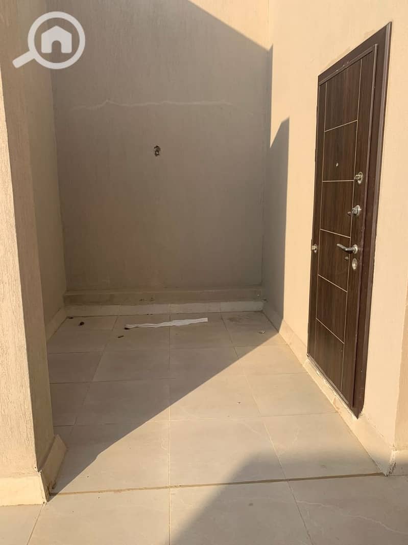 13 b67873d4-3c44-4026-87c0-8fd36c4c2a54. jpeg