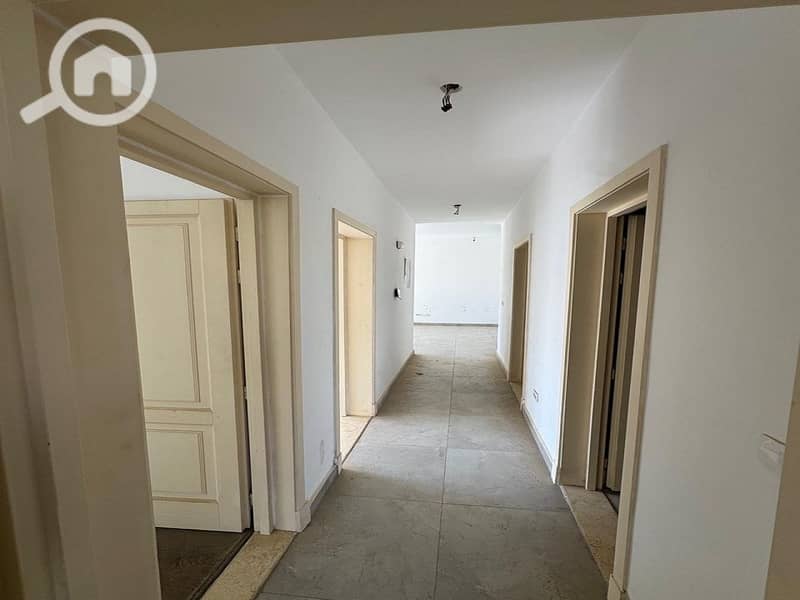 2 5ac7c701-ce94-40da-8403-5bad4c34c93b. jpeg