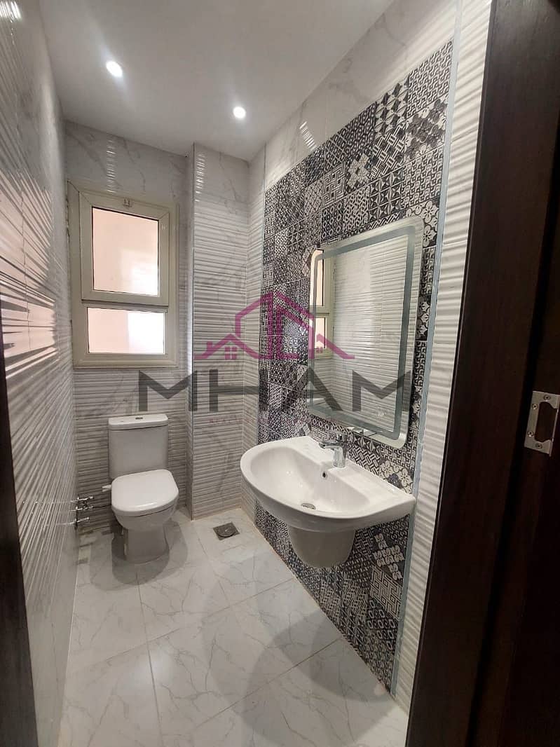 7 photo_5958629793462946736_y. jpg