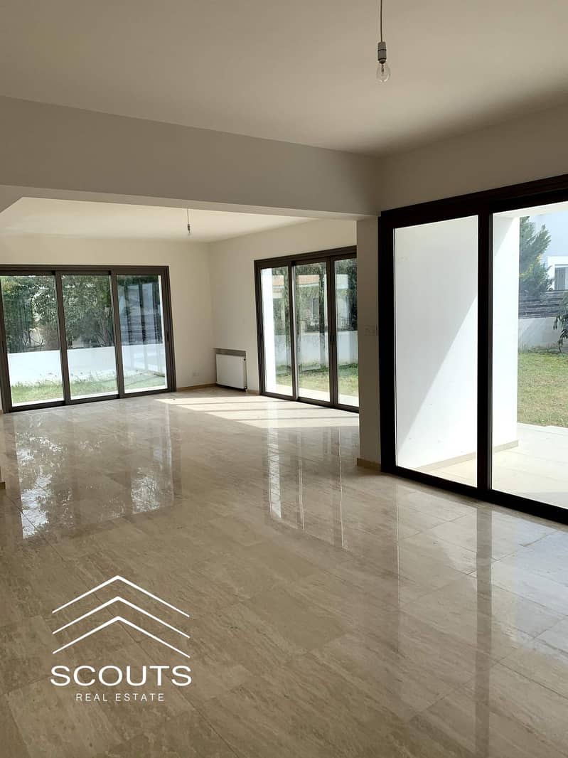 2 ff2421e635cd8d0e124aa8301fc8142a. jpg