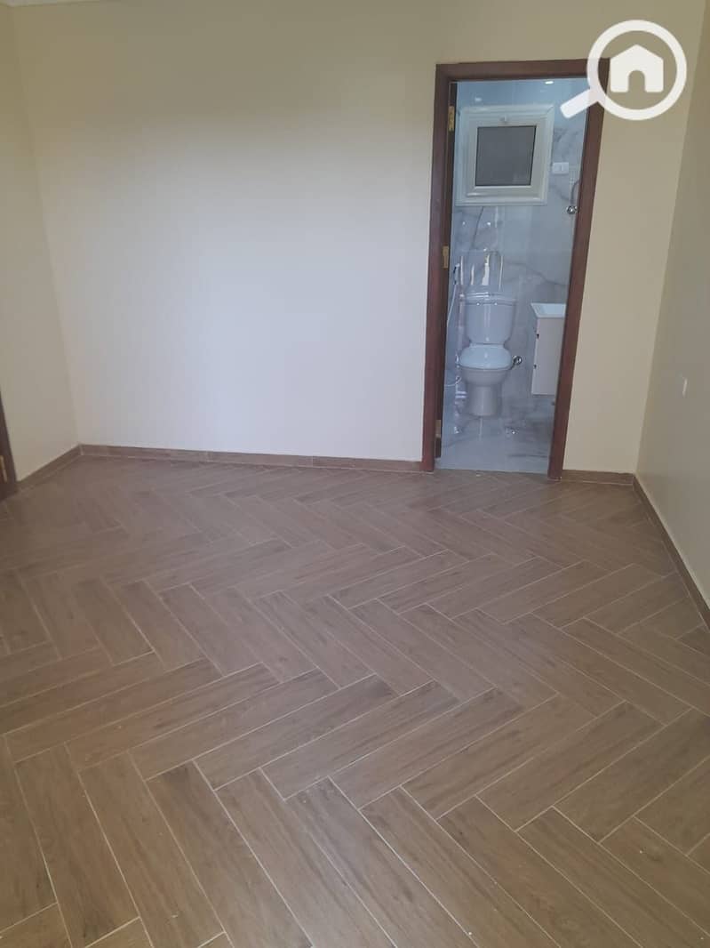 5 WhatsApp Image 2025-12-31 at 2.31. 21 PM (1). jpeg