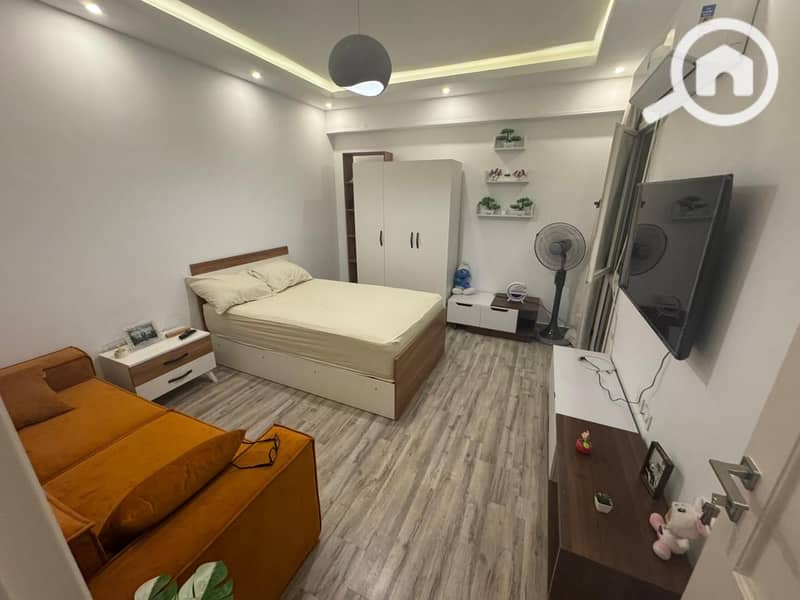 2 a8b7082b-5669-4e67-b864-bc3ccc2c13f7. jpg