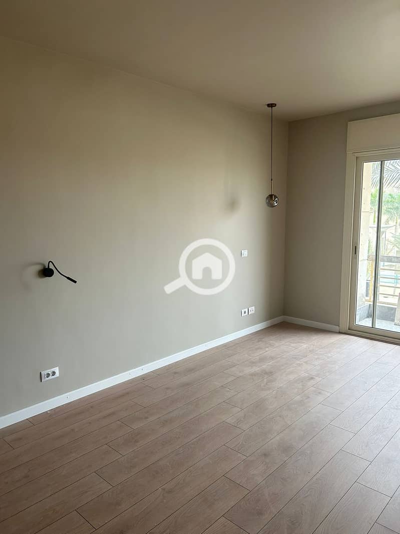 9 5ea86e31-1d90-4ca2-bfa4-dce62eb6caf0. jpg