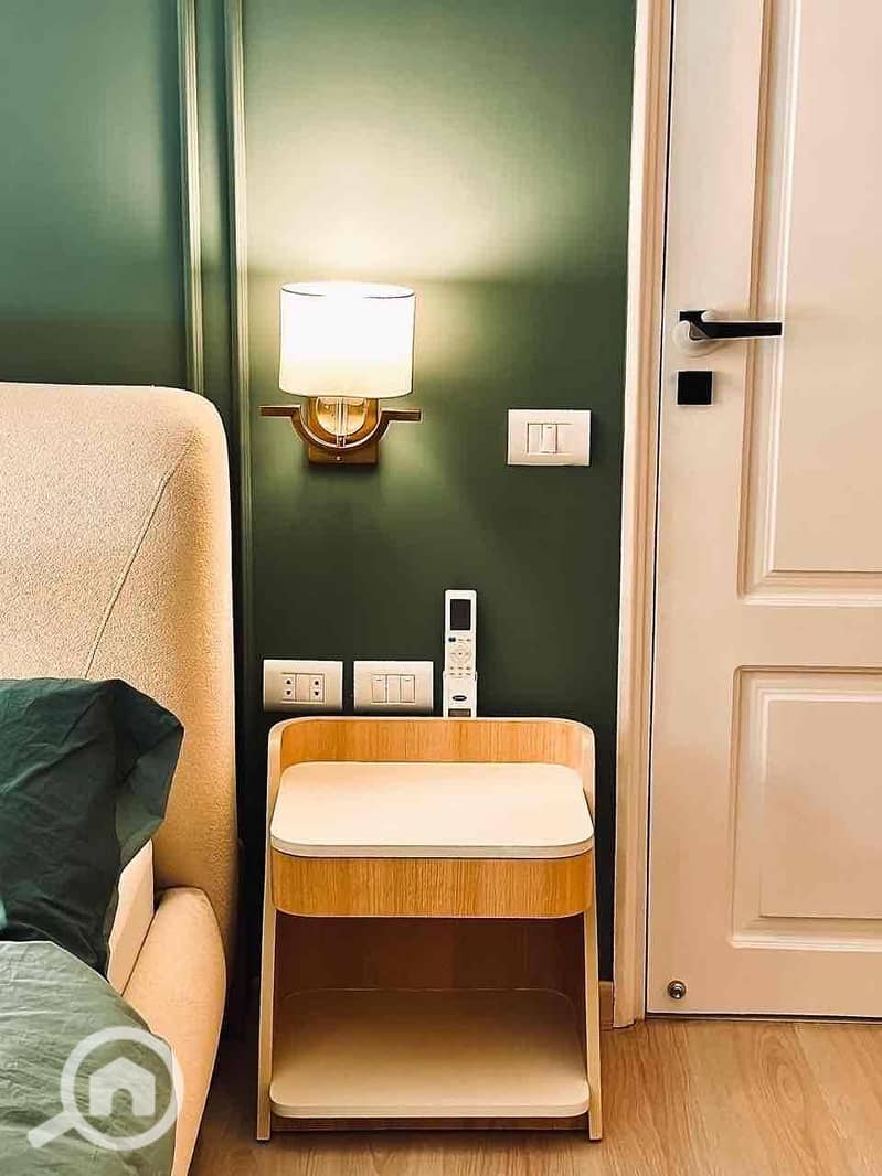 9 a1c956b8-324e-49d9-9592-ceee5ce7bd71. jpg