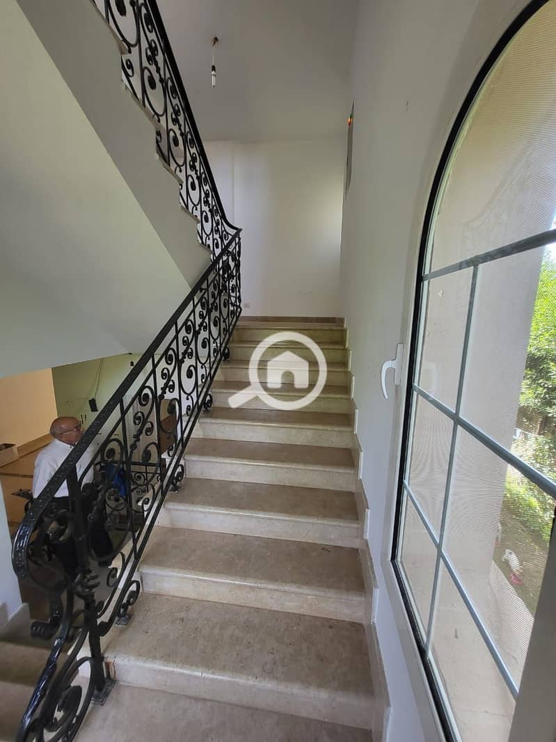 17 ac49bb61-7f86-430d-8456-845f344bf0d0. jpg