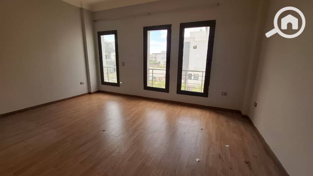 4 WhatsApp Image 2025-03-04 at 13.55. 26_87eb0a11. jpg