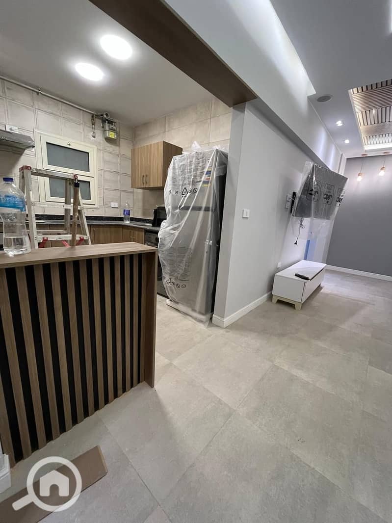 4 684b58d6-7e95-451e-916a-157a2ceb1f2c. jpg