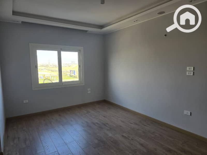 7 f78ed7b1-80c4-4b6b-8325-b6b000be8151. jpg