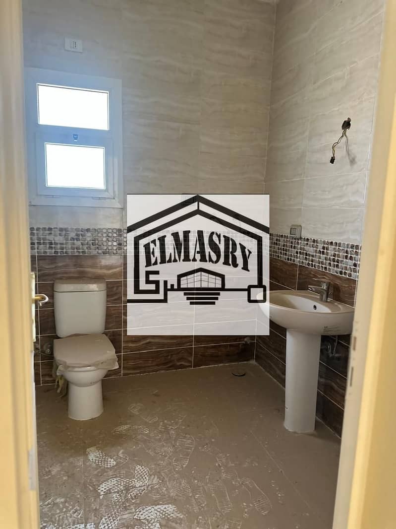 30 c731b372-645c-4906-90c4-66824aec894c. jpeg