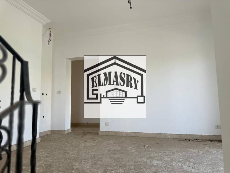 35 e5c5d9cf-4b8a-4ce2-b729-ed3c132d254c. jpeg