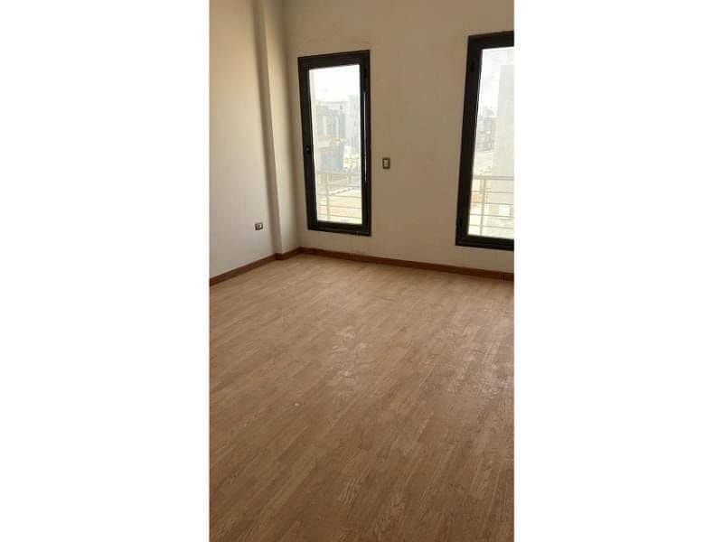 7 WhatsApp Image 2025-02-27 at 16.02. 00_a226bf68. jpg