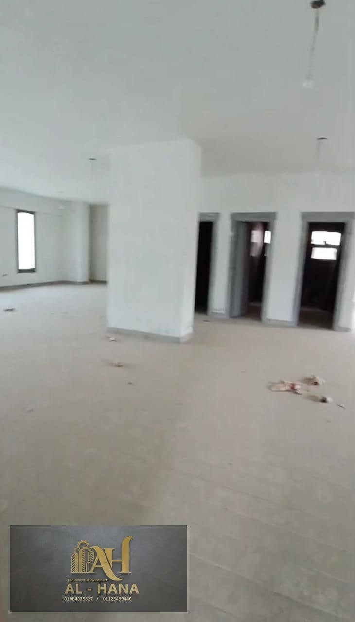 4 WhatsApp Image 2026-01-01 at 4.23. 14 PM (2). jpeg