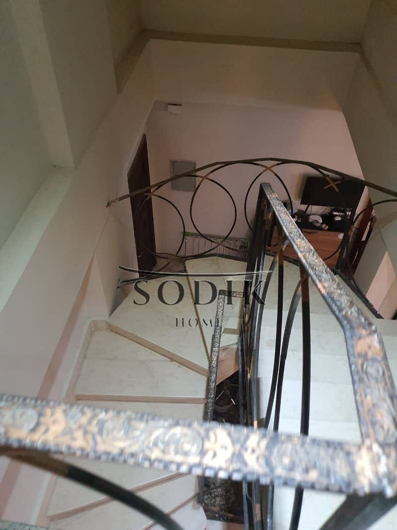 3 WhatsApp Image 2025-10-03 at 1.52. 40 PM (1). jpeg