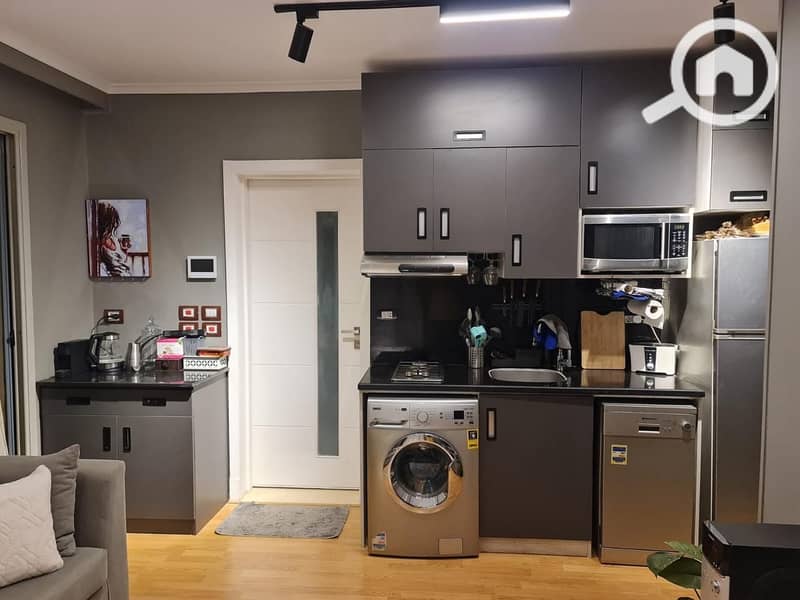 4 a6f0e010-4b32-4b31-8d46-1b5f9ea536ca. jpg