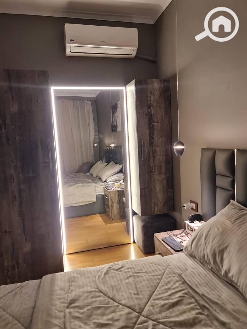 14 bc833868-c215-45b9-9b77-1c86b1f4ce51. jpg