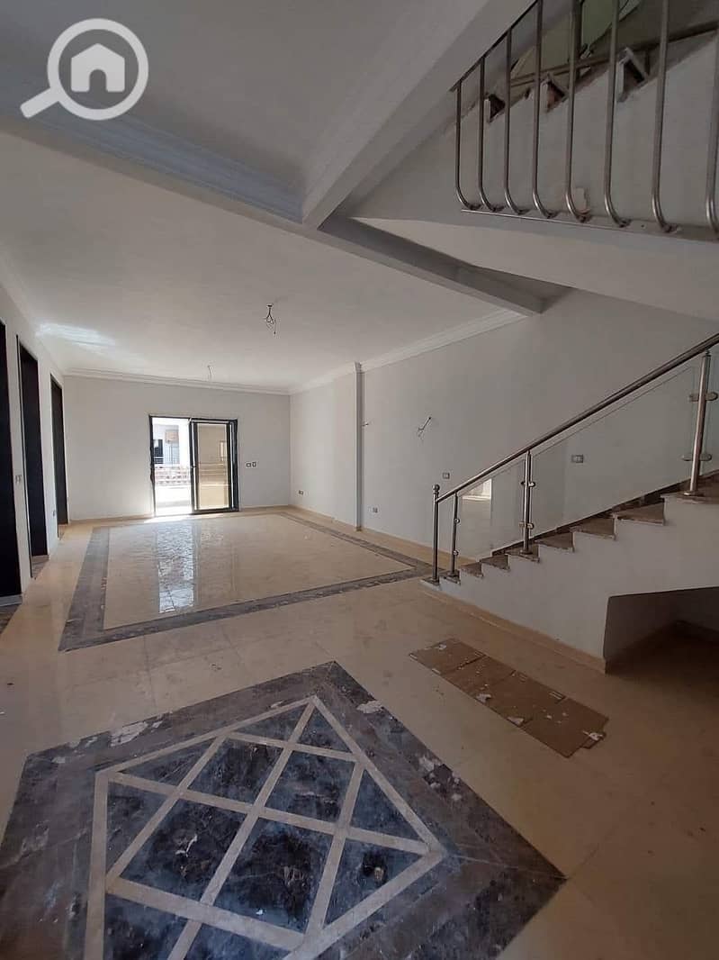 3 3c5ddd68-d4c0-44cd-b5bb-6604389fb8fb. jpg