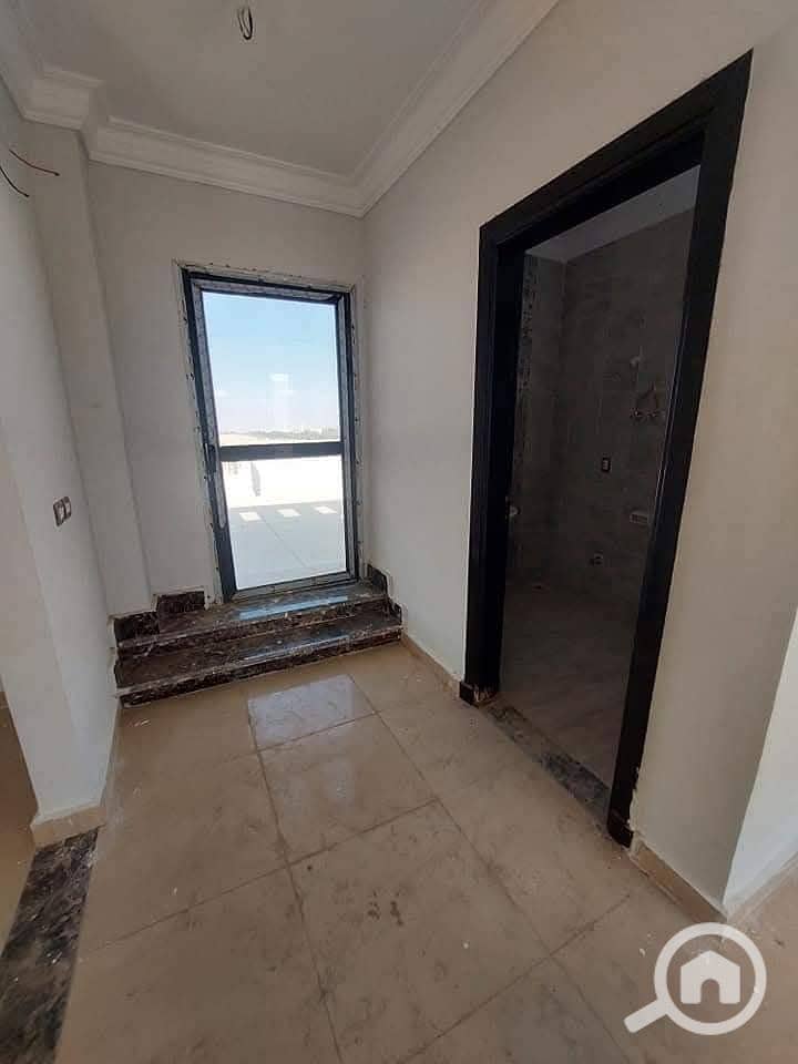 5 8a53ad5a-5582-4b2e-87ca-f76f434be004. jpg