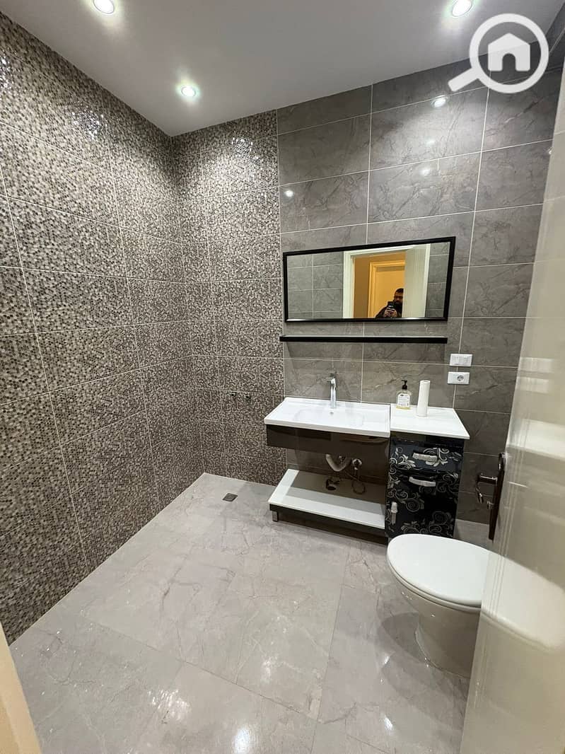 4 WhatsApp Image 2026-01-01 at 4.03. 29 PM. jpeg