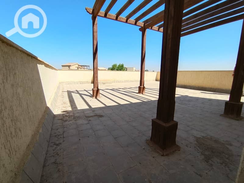 9 60f7abfb-05ef-43ad-9e75-050351ae1d3f. jpg