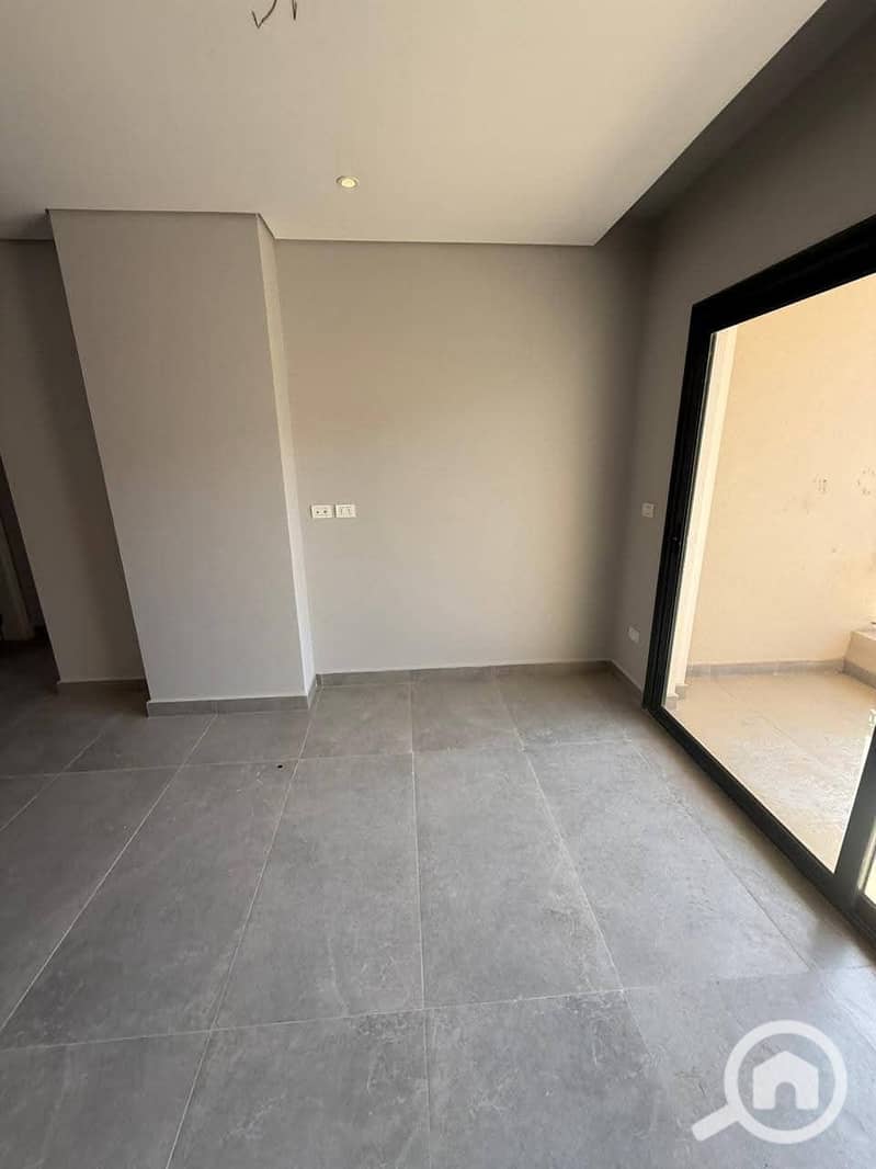 4 4c0cb4c8-e114-4c2b-a7bc-b67bb9a75c08. jpg