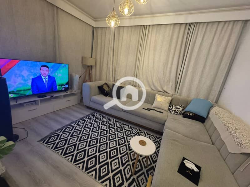 4 508d7dc5-8775-4189-959e-39aa04957fd8. jpg