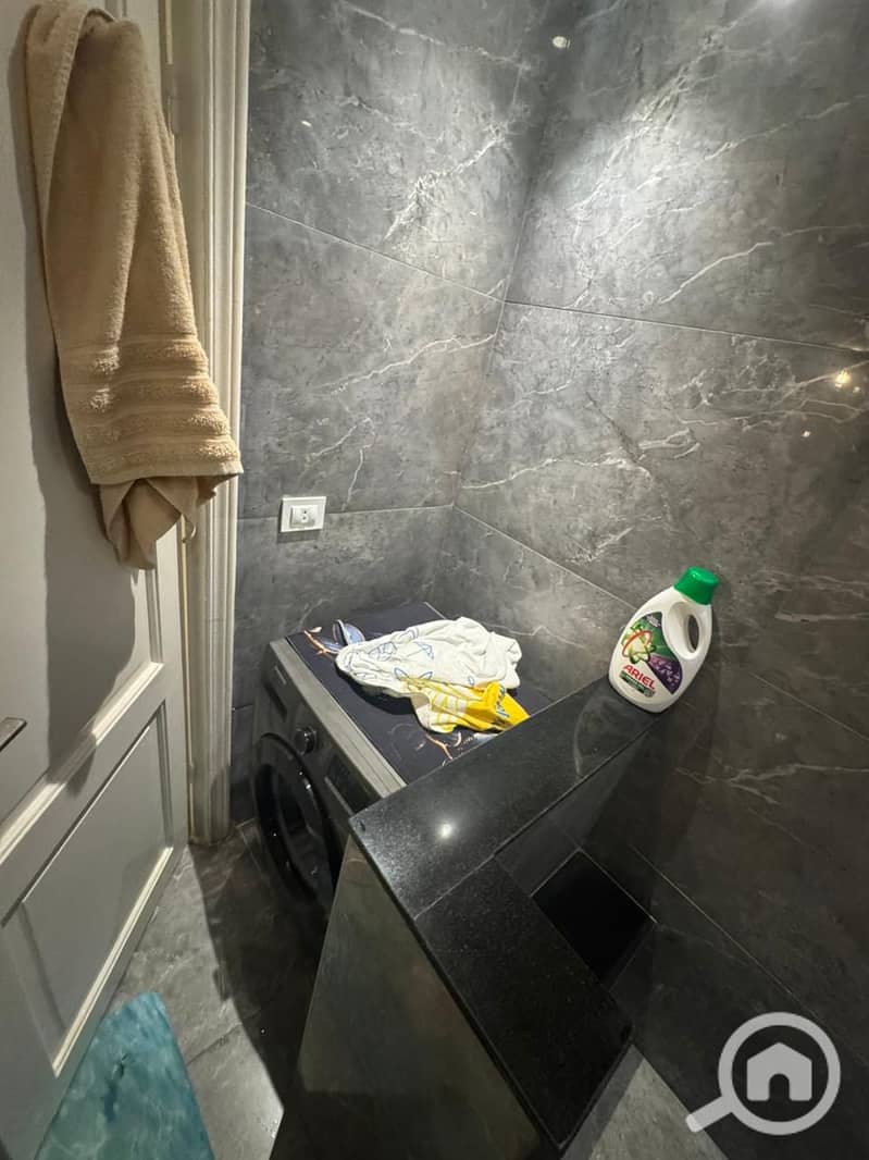 15 f21f7b5d-1576-4c46-aa3d-ca33b8a7221e. jpg