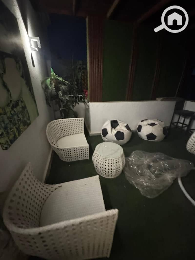 16 0bc7f635-4bac-4917-8ecd-83a1d0a4316e. jpg