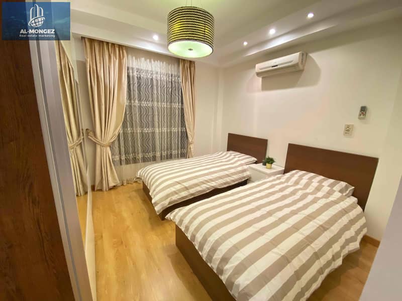 10 7d9135b5-a994-4cc7-a129-66ae0e8b9e81. jpg