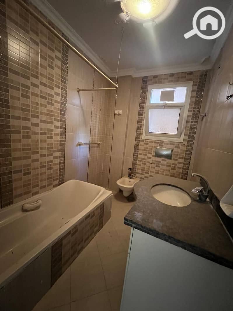 14 WhatsApp_Image_2025-12-19_at_4.55. 33_PM_(2). jpeg