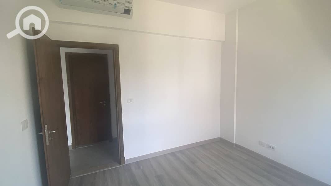 3 2c542a88-169d-499d-875b-d5872a7df6ca. jfif. jpg