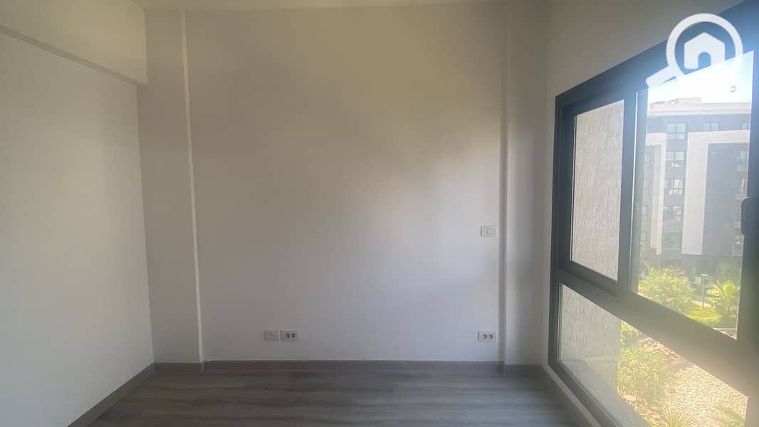 10 deb4436f-1b97-4c5c-8c73-5225d4010ea6. jfif. jpg