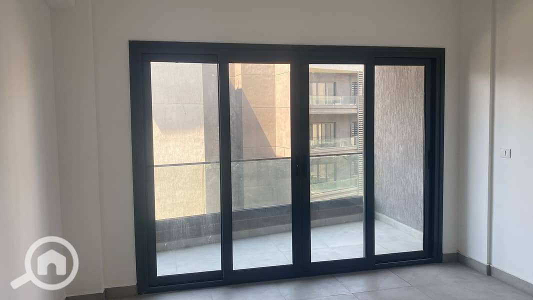 12 88ca1b27-7f5a-4ce1-85c6-bd20b59452d5. jfif. jpg