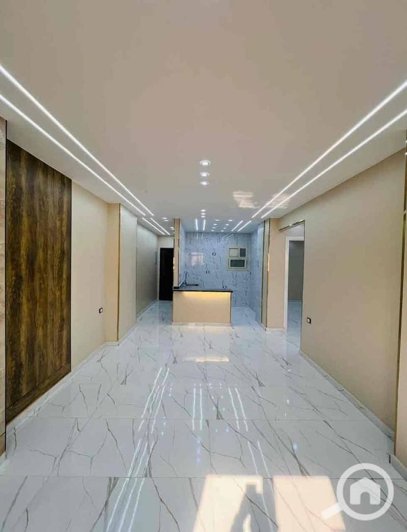 4 e4bdd92f-59fa-4ca1-a430-677dc8d4f60c. jpg