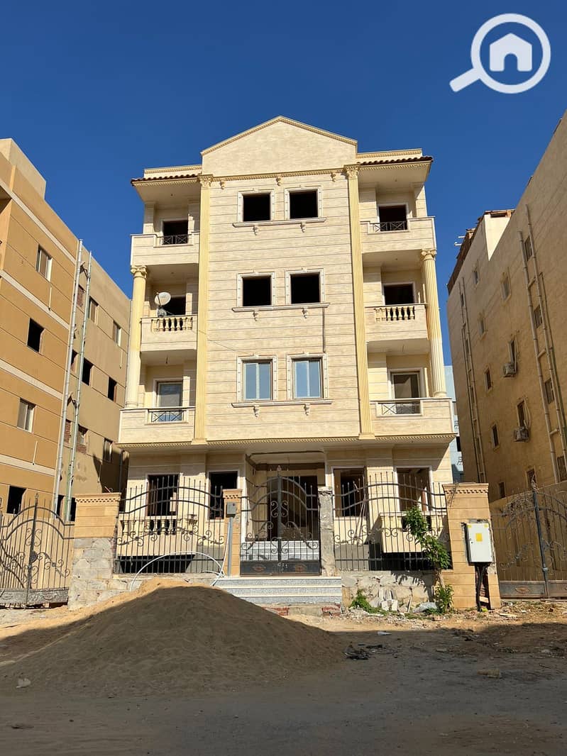 2 95a6211f-a67e-4780-83a3-f8b3a47f651f. jpg