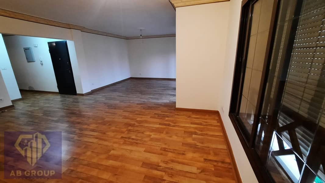 4 WhatsApp Image 2026-01-01 at 07.18. 51. jpeg