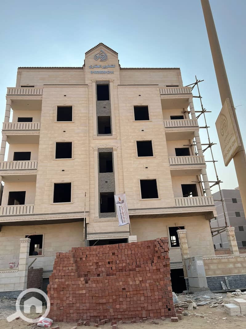 8 d9f747ea-33fd-4c15-a272-b1a9b3fdadc8. jpg