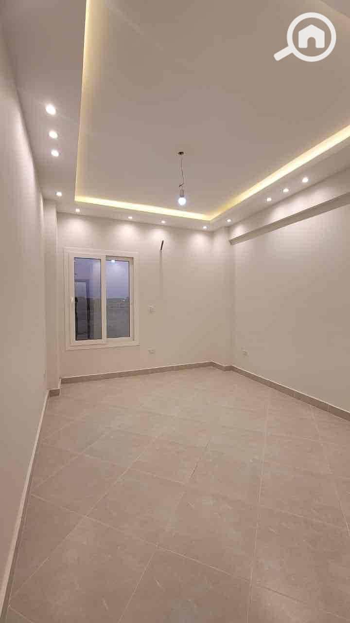 2 cbdbc876-d91b-4b68-9956-a7f7ccd2f182. jpg