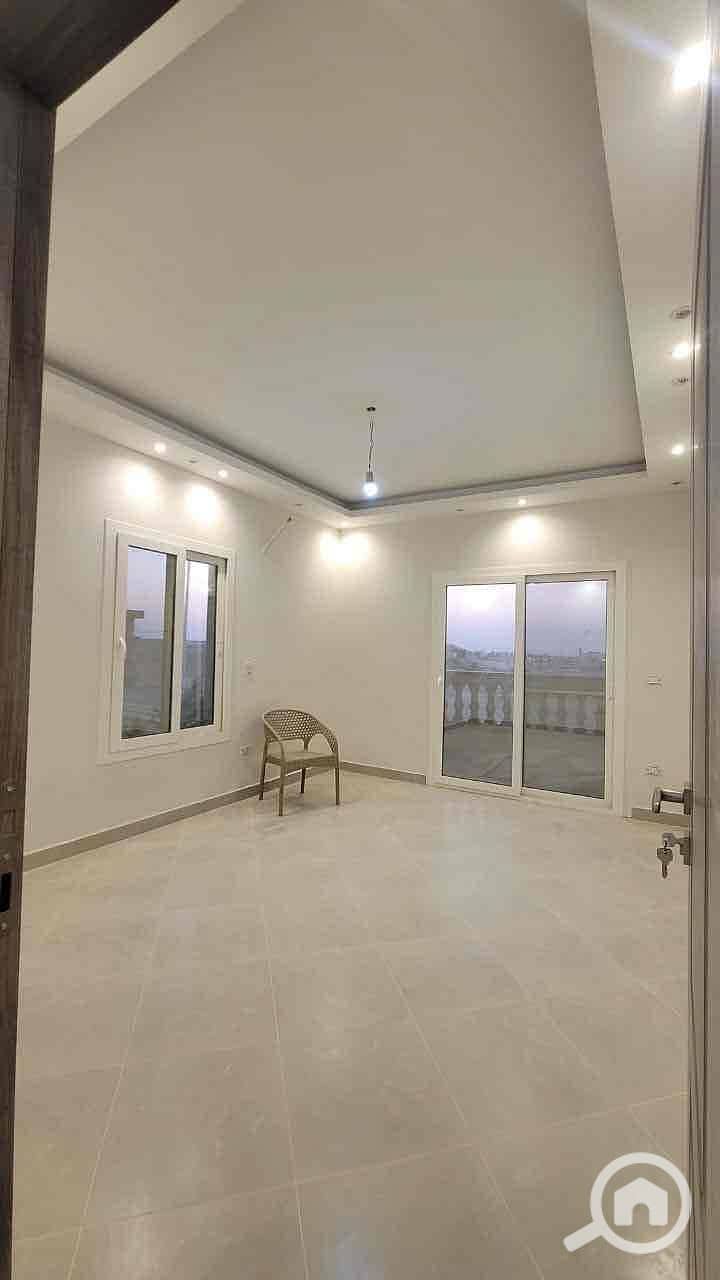 5 f4aec541-5a46-44b2-9e7a-18ad3d91f58d. jpg