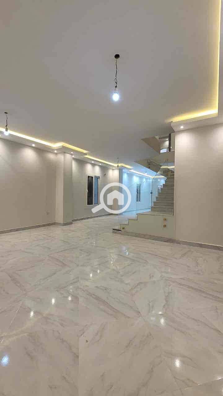 11 f8ece9f0-138b-4ca3-91c8-e8371664674d. jpg