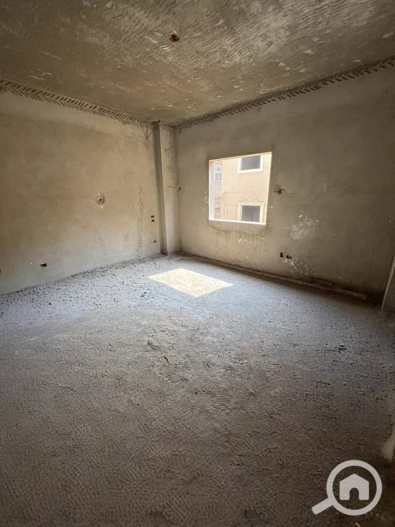 2 WhatsApp Image 2025-12-18 at 12.17. 37 PM. jpeg