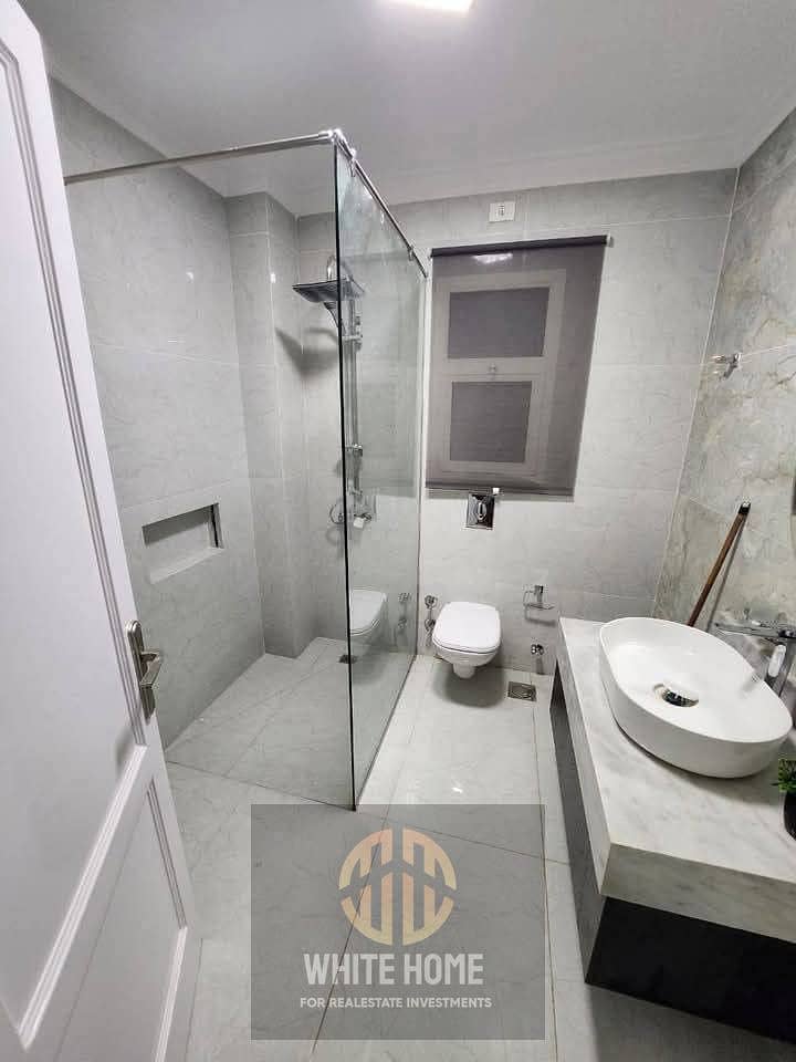 7 0f9f4d58-78c1-46b8-80d3-45e04e20b283. jpeg